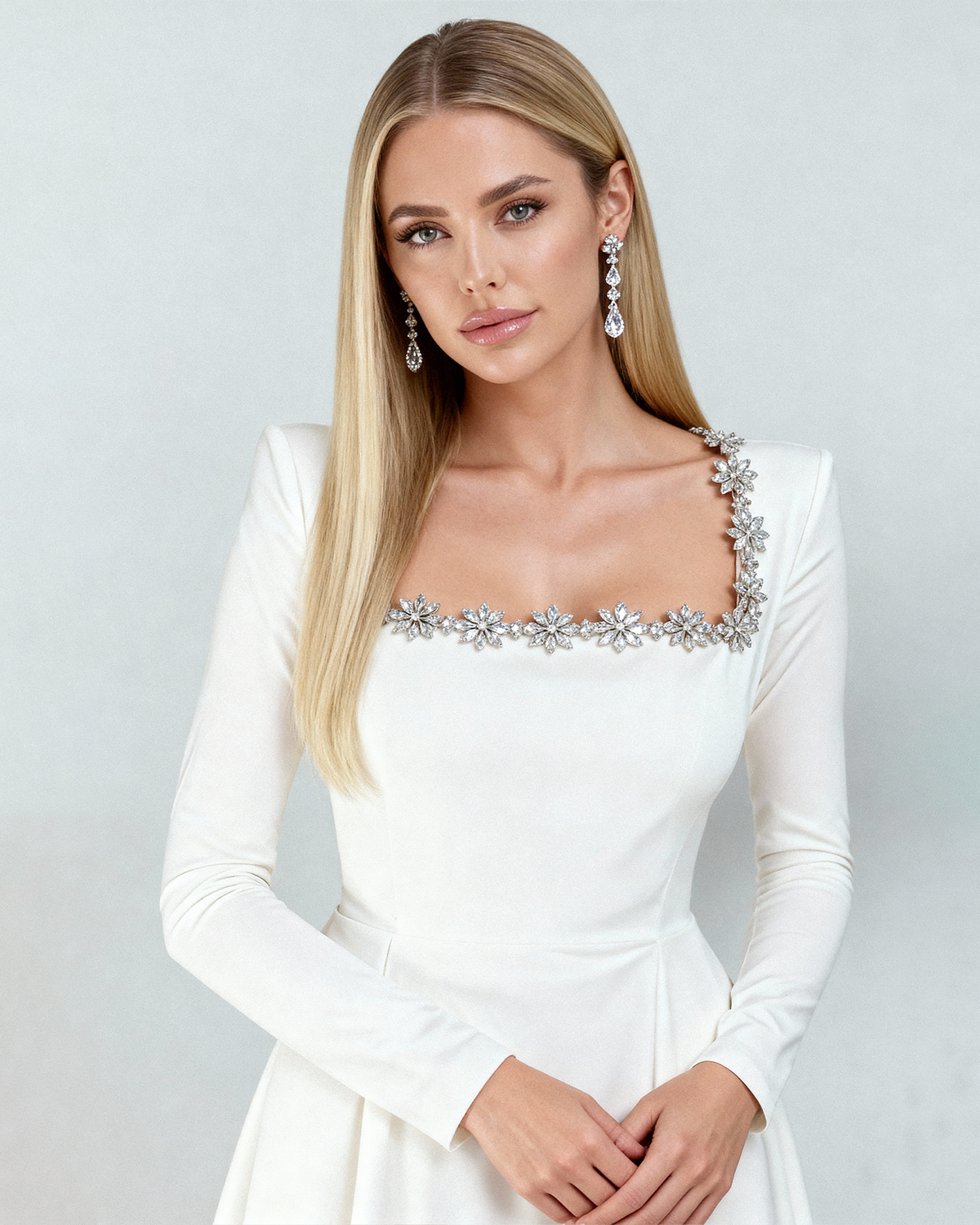 Carmelle – Luxe Aansluitende Jurk van Fluweel