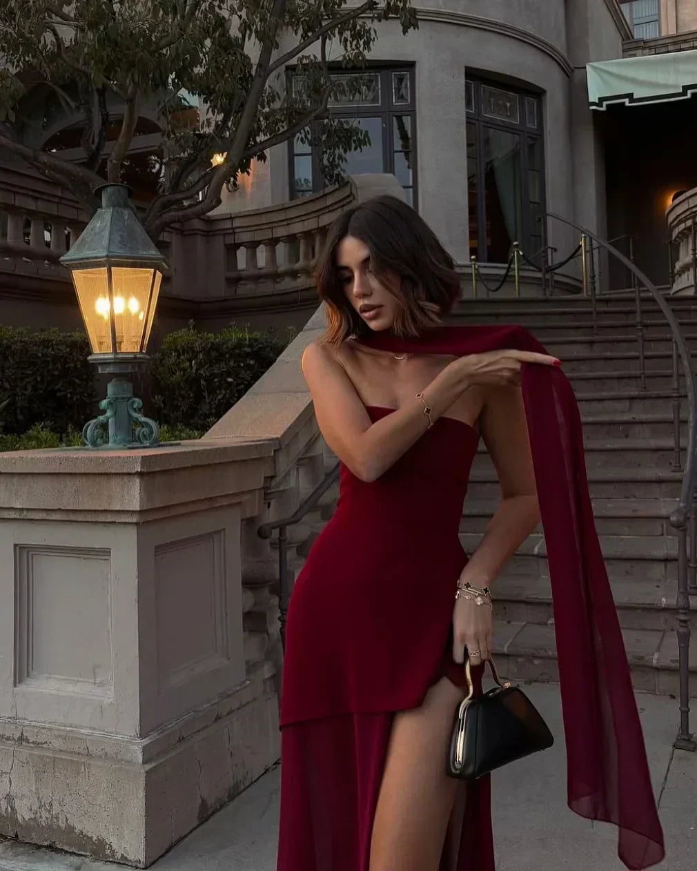 Georgia | Elegante Jurk met Lage Stijl