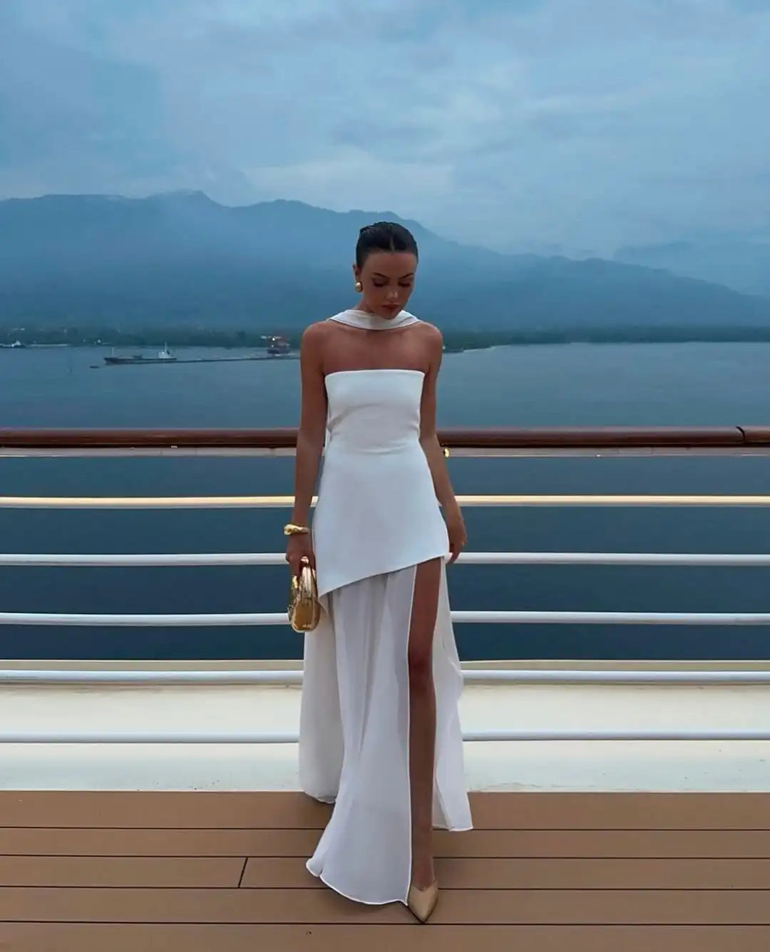 Georgia | Elegante Jurk met Lage Stijl