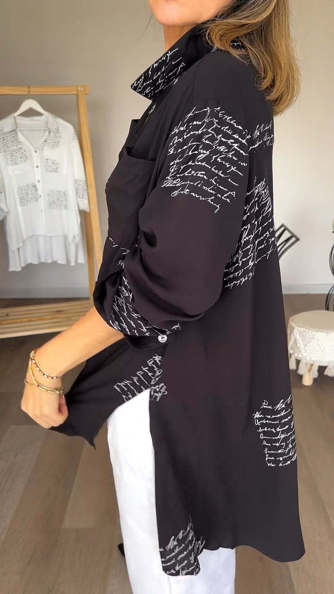 Callista | Overhemd met knoop en handgeschreven patroon