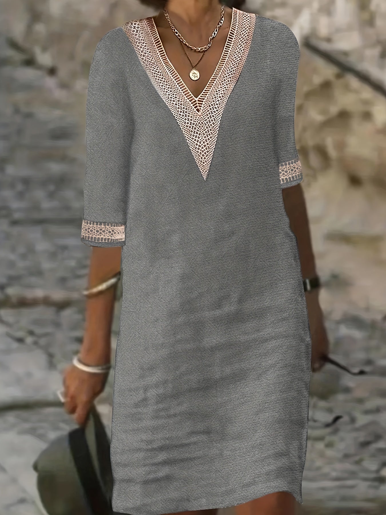 Izabela | Jurk met kant decolleté