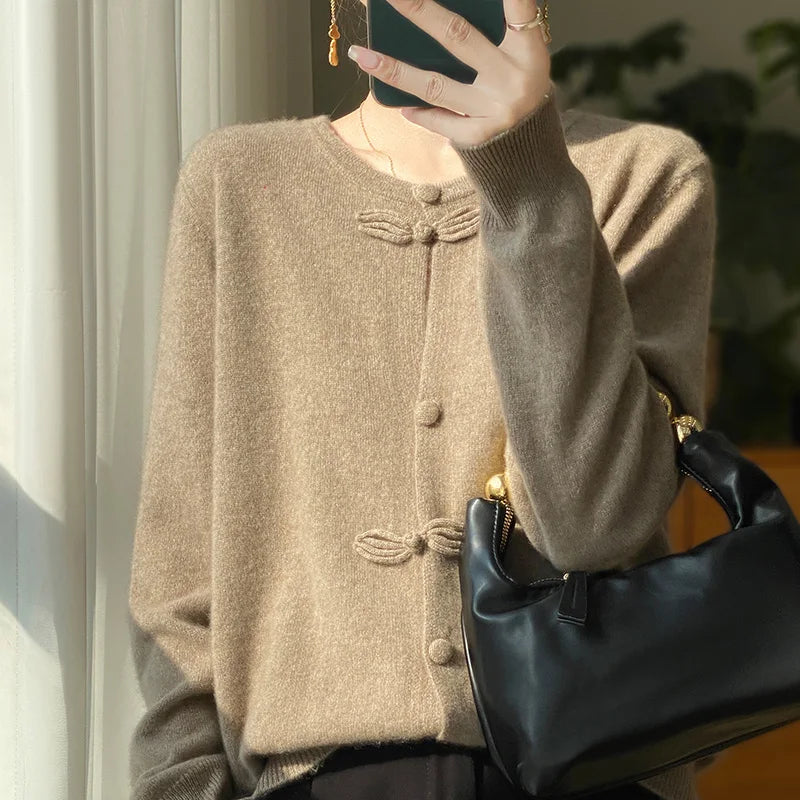 Beatrice | Cardigan met kasjmier strik