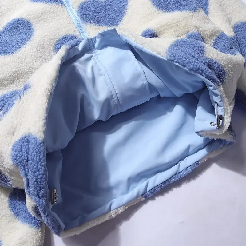 Amelia – Dubbelzijdige Jas met Hartmotief