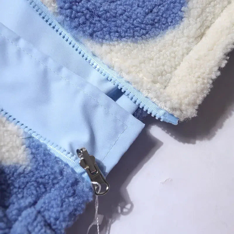 Amelia – Dubbelzijdige Jas met Hartmotief